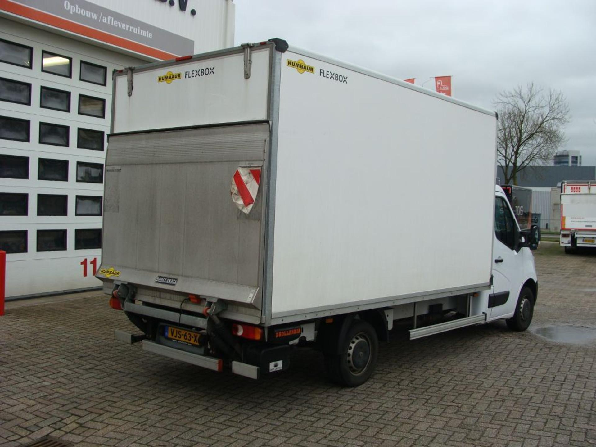 Foto 3 van Humbaur RENAULT MASTER FLEXBOX 130.35  EL - EURO 6 - VJS-63-X