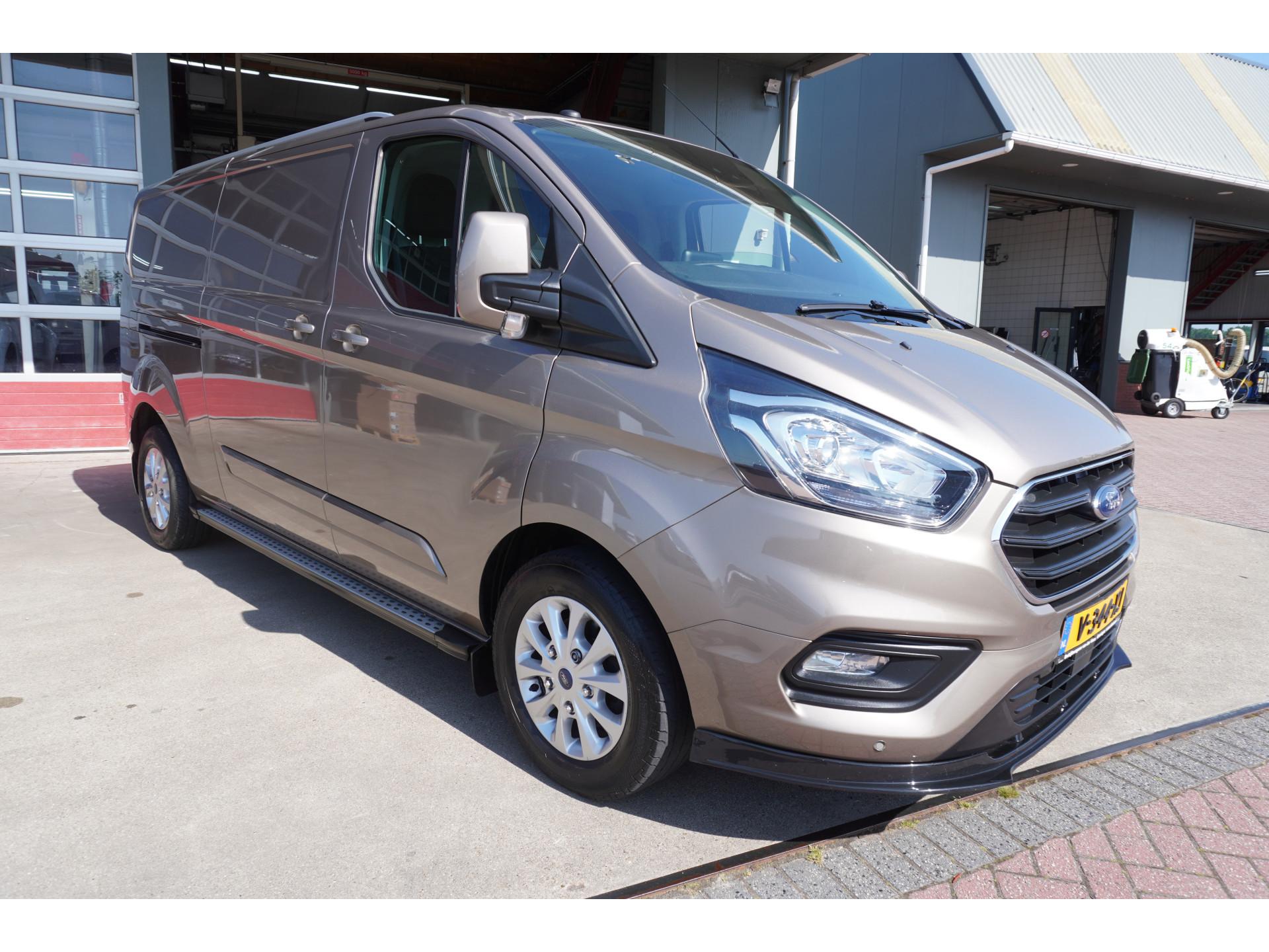 Foto 2 van Ford 340 2.0 TDCI 170PK L2H1 Limited Automaat