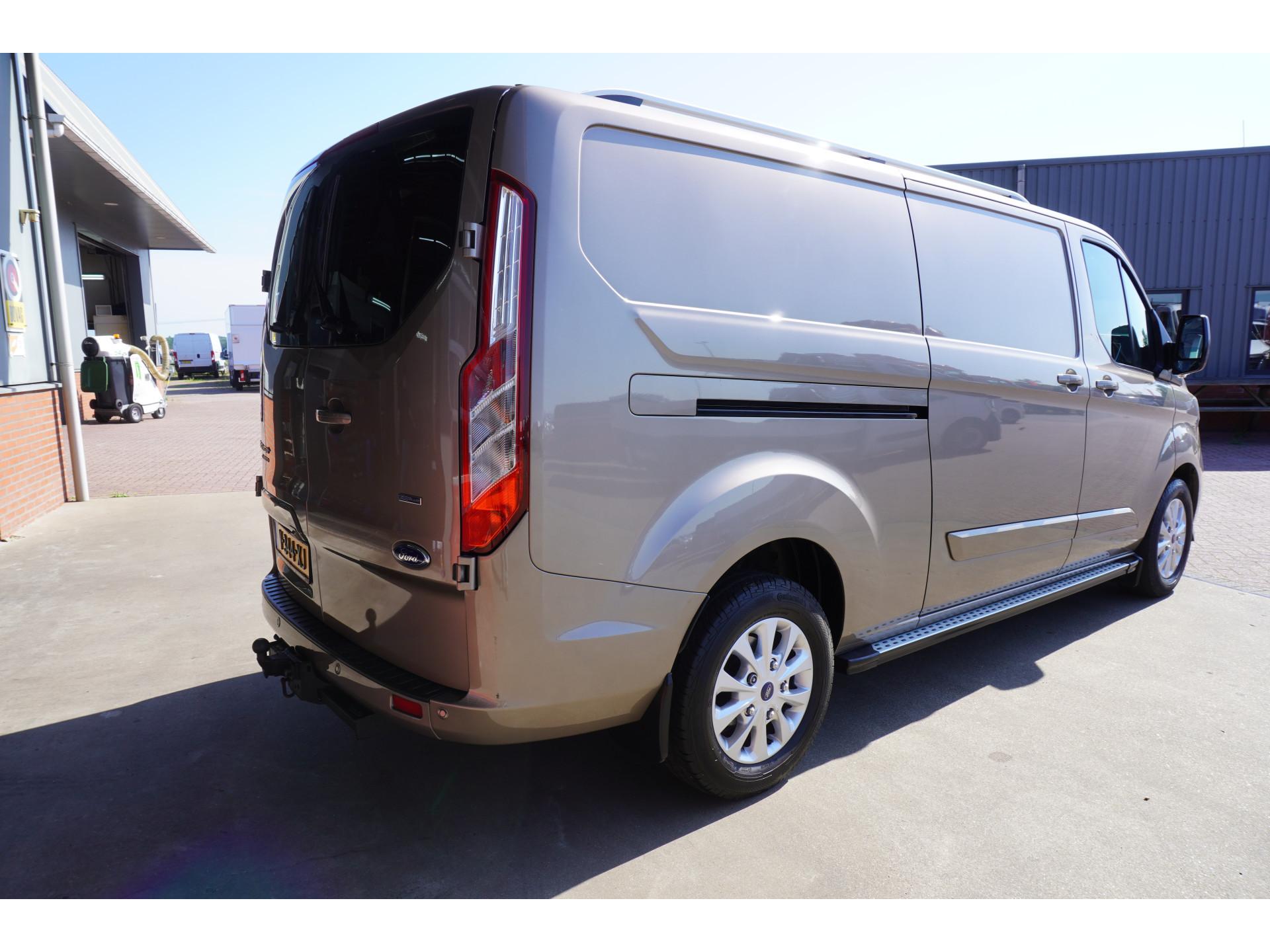 Foto 4 van Ford 340 2.0 TDCI 170PK L2H1 Limited Automaat