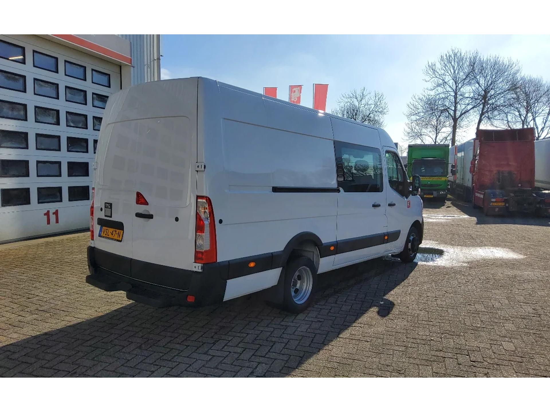Foto 5 van Renault Master 145.35 EURO 6 L3H2 DL LUXE DUBBELE CABINE 6 PERSOONS - VSL-47-N - RED EDITION