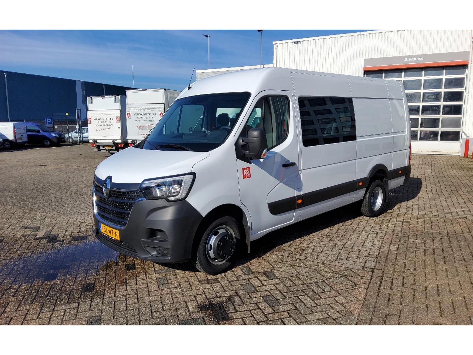 Foto 6 van Renault Master 145.35 EURO 6 L3H2 DL LUXE DUBBELE CABINE 6 PERSOONS - VSL-47-N - RED EDITION