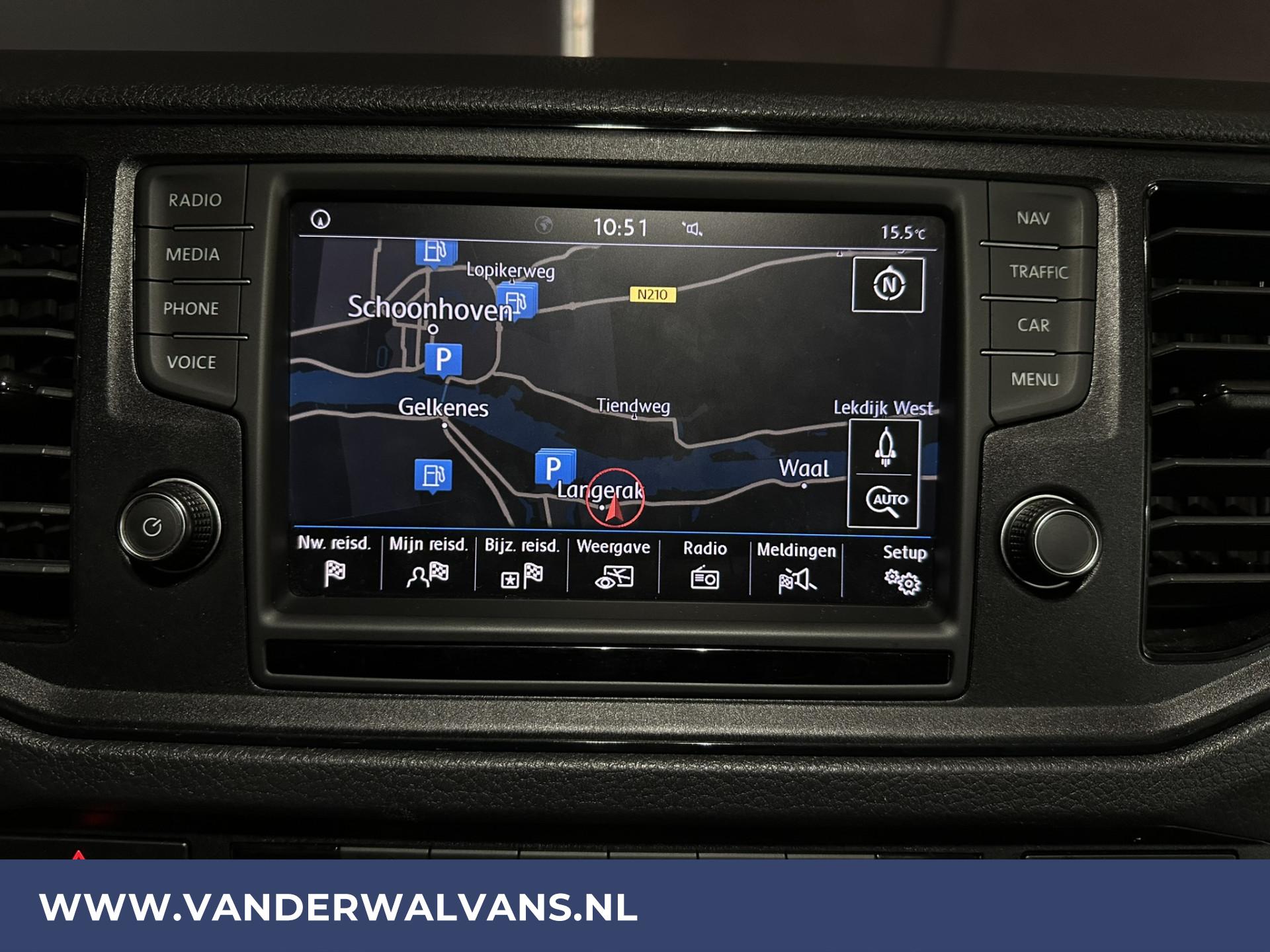 Foto 5 van Volkswagen 2.0 TDI 140pk L4H3 L3H2 Euro6 Airco | Navigatie | Apple Carplay | Parkeersensoren