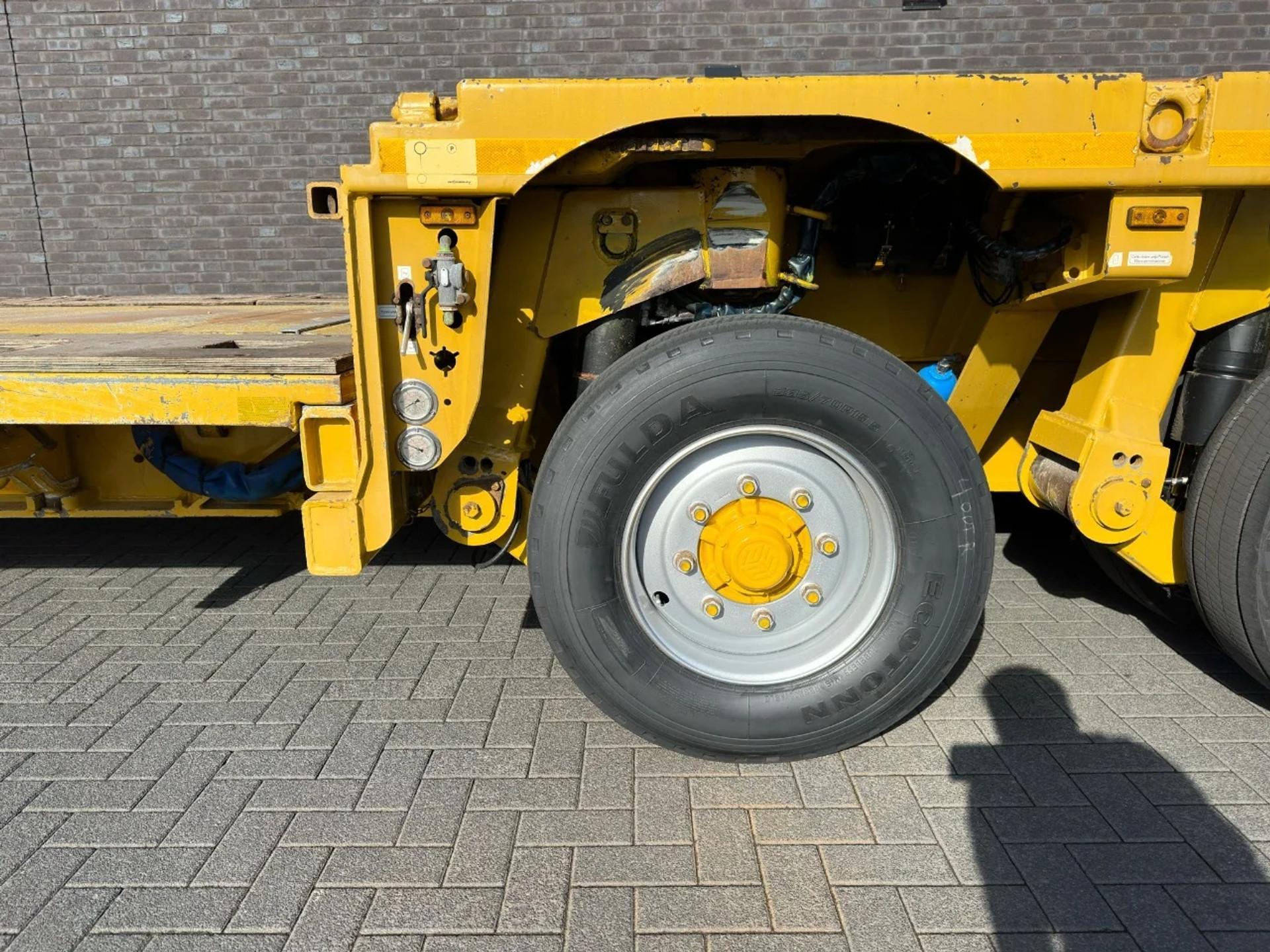 Foto 24 van Faymonville STBZ-8VA 3+5 VARIOMAX DIEPLADER/TIEFLADER/LOWLOADER