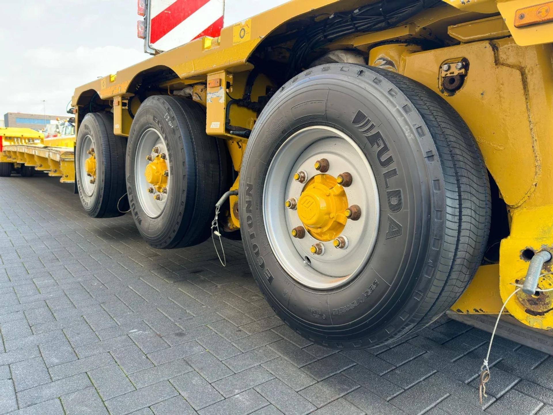 Foto 26 van Faymonville STBZ-8VA 3+5 VARIOMAX DIEPLADER/TIEFLADER/LOWLOADER