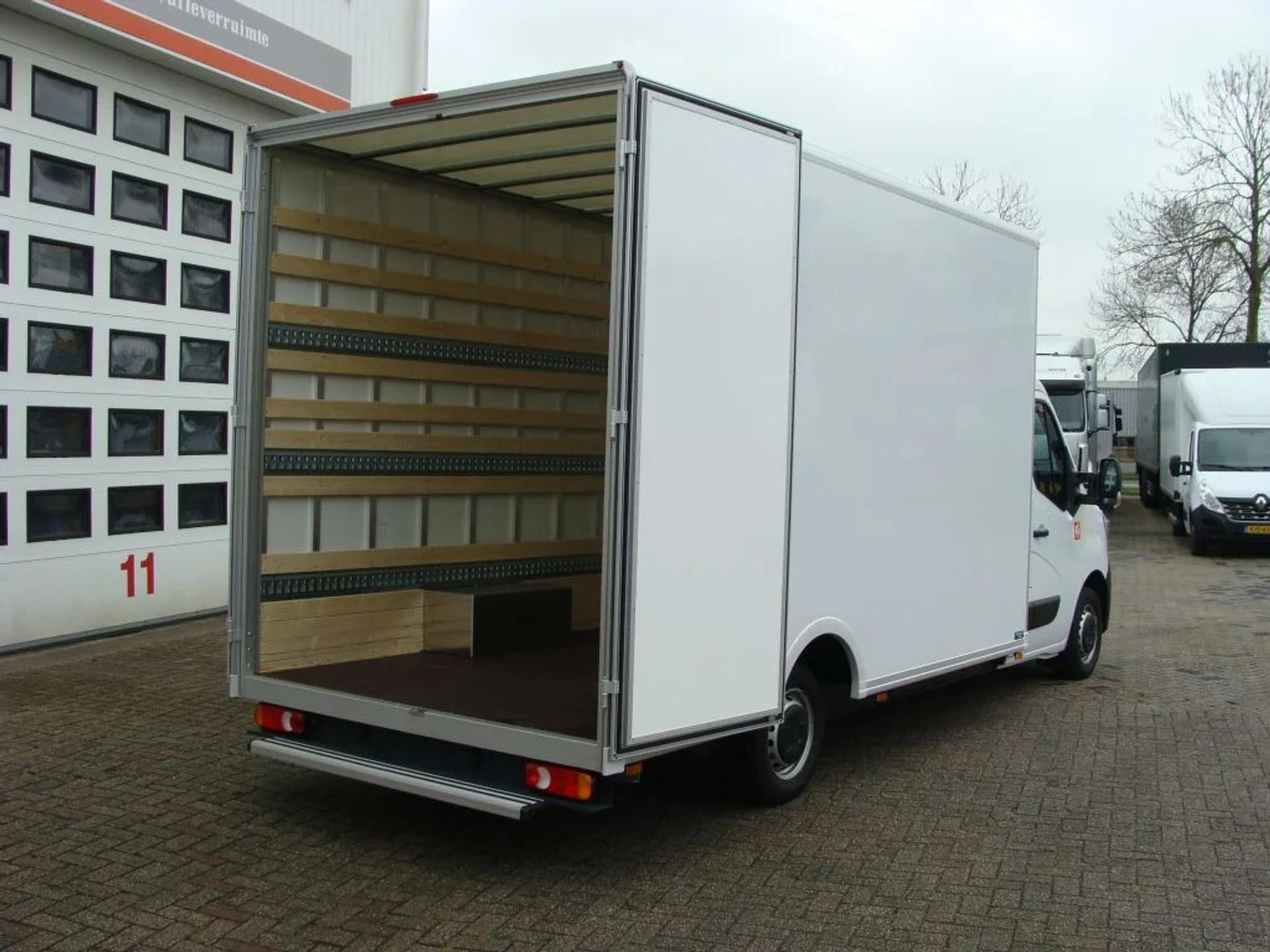 Foto 2 van Renault Master 150.35 FWD EL EURO 6 - GESLOTEN VOLUME LAADBAK 23 M3