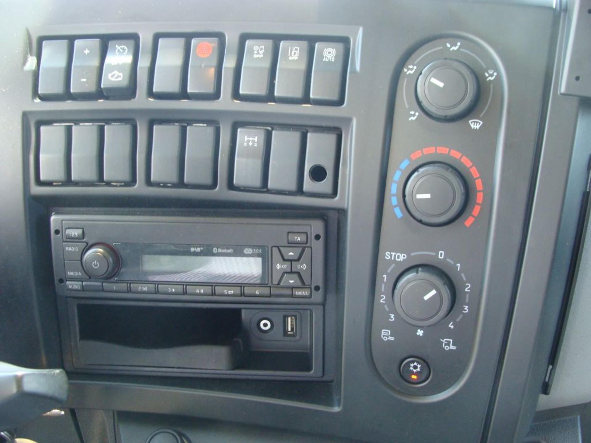 Foto 17 van Renault D SERIE 220.12 EURO 6 - 05-BJR-1