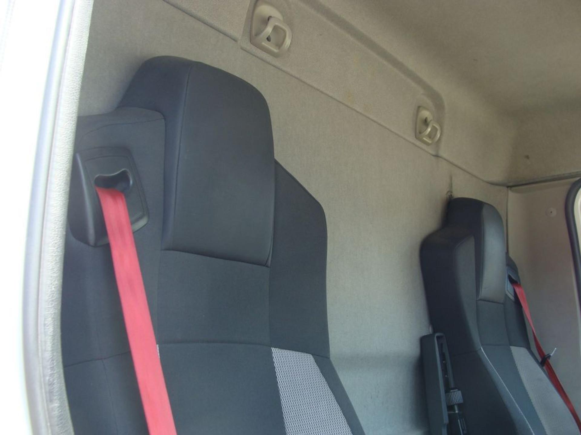 Foto 18 van Renault D SERIE 220.12 EURO 6 - 05-BJR-1