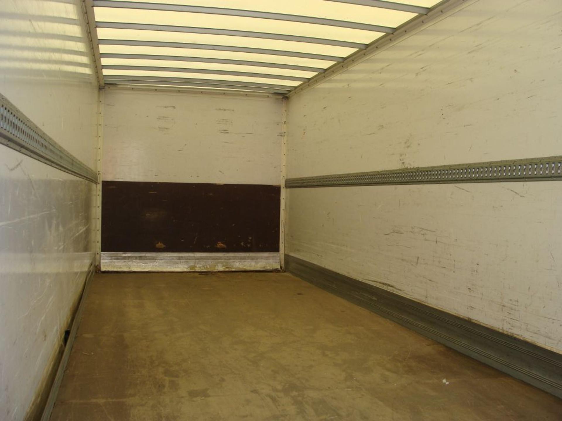 Foto 4 van Renault D SERIE 220.12 EURO 6 - 05-BJR-1