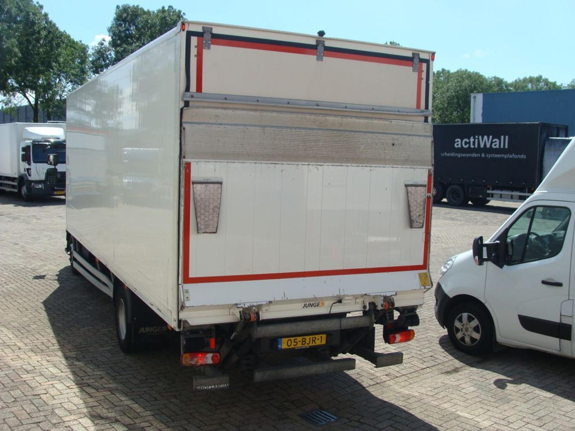 Foto 5 van Renault D SERIE 220.12 EURO 6 - 05-BJR-1
