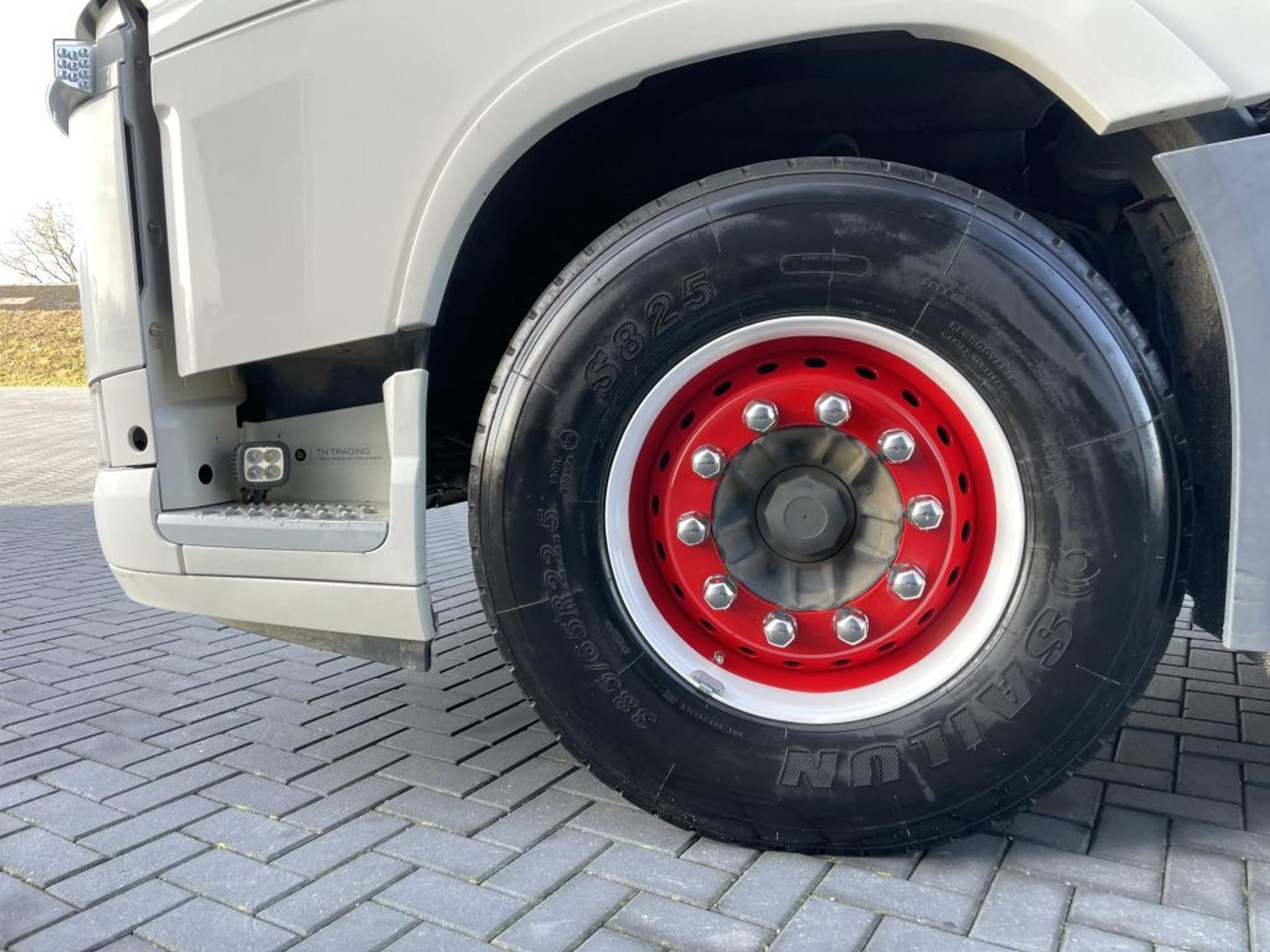 Foto 3 van Volvo FH 13.500 XL, BOOGIE, LEATHER SEATS, VIN 2017, 589.000KM
