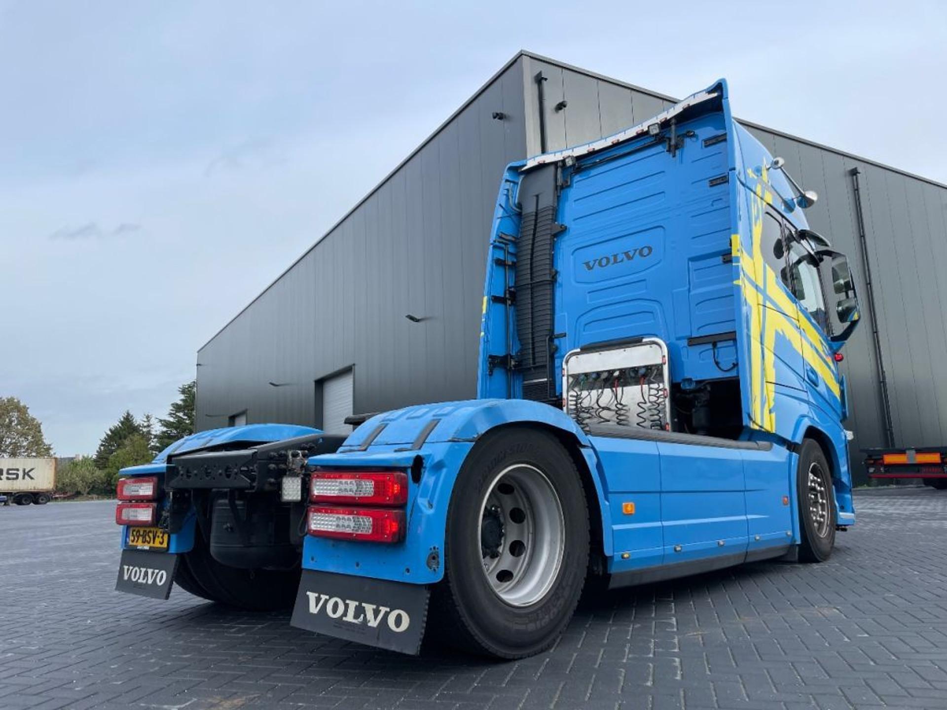 Foto 5 van Volvo FH 540 PERFORMANCE, FULL AIR, DUAL CLUTCH, DYNAMIC STEERING.