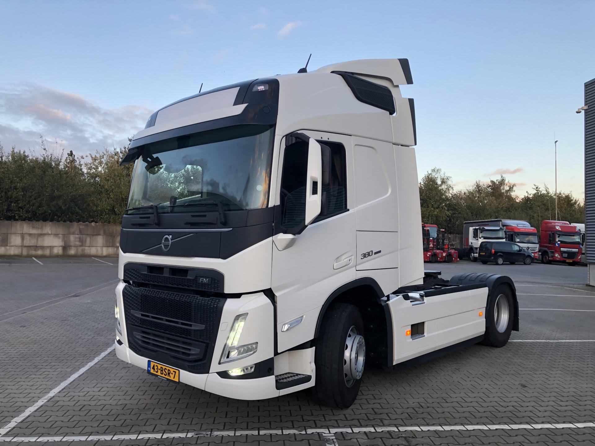 Foto 16 van Volvo FM 380 Globetrotter