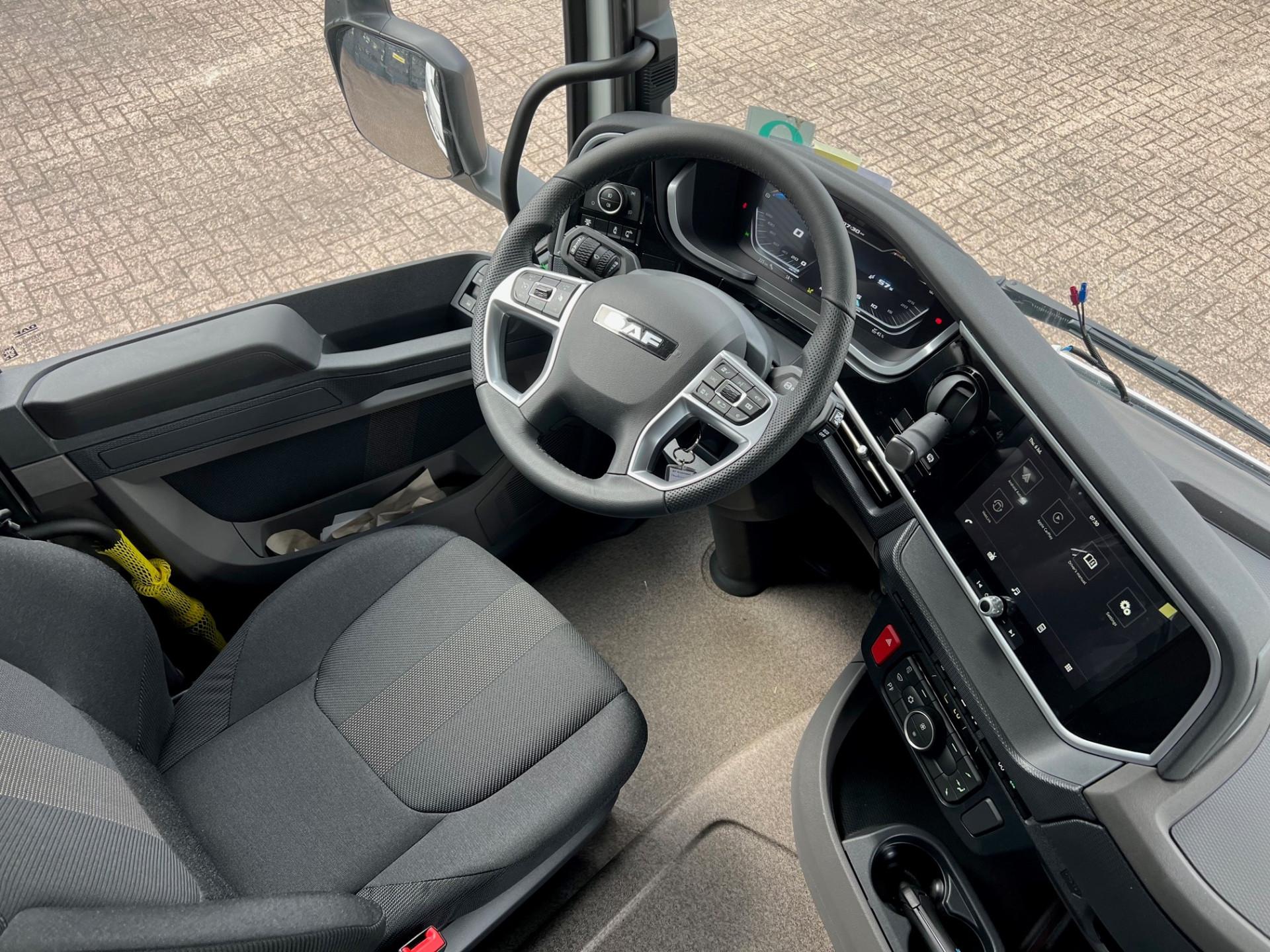 Foto 10 van DAF XF 480 FAN HYVA T22-60-S HAAKARM