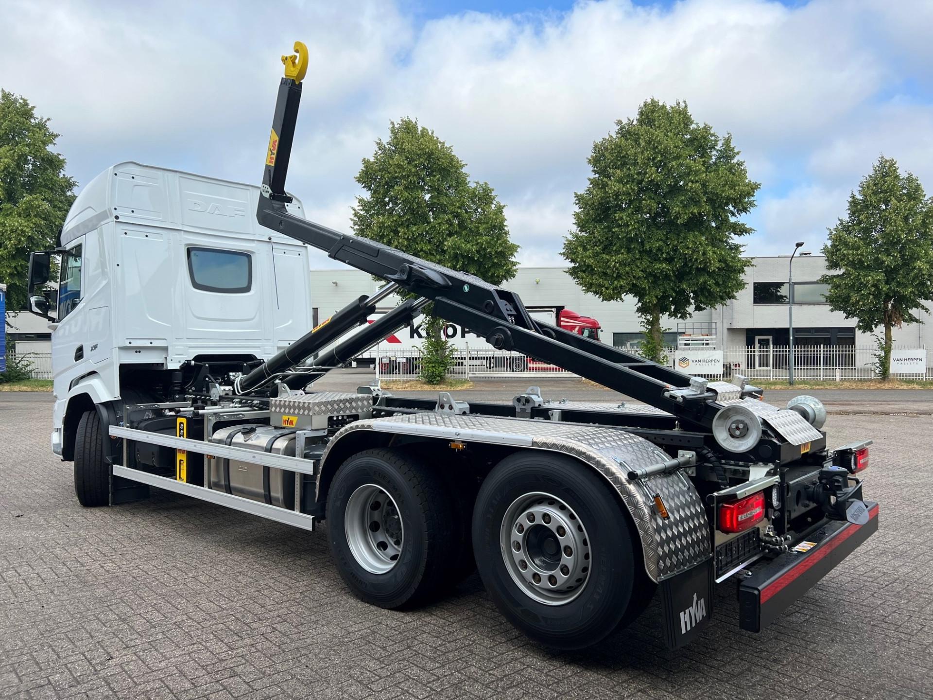 Foto 4 van DAF XF 480 FAN HYVA T22-60-S HAAKARM