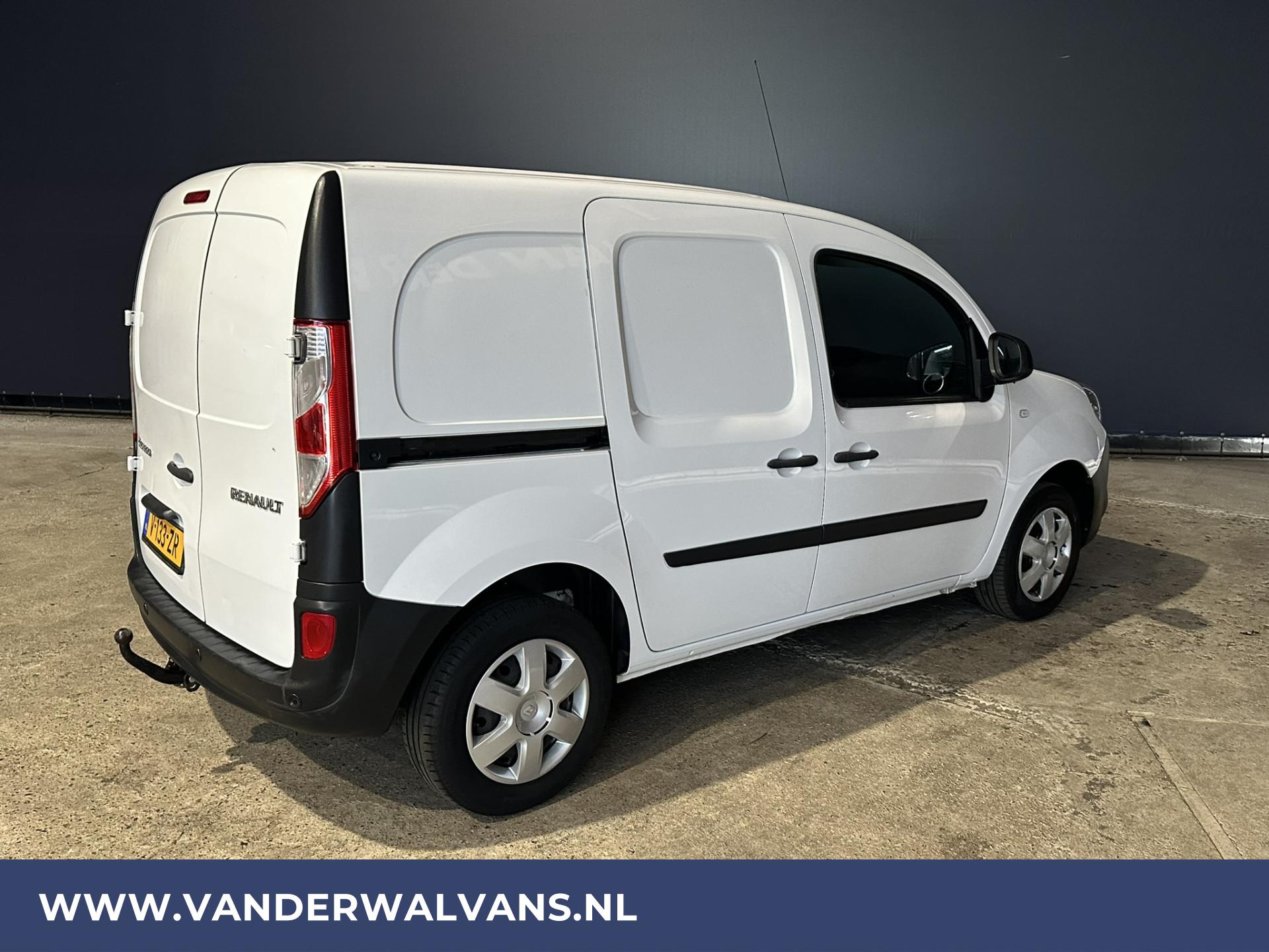 Foto 11 van Renault 1.5 dCi L1H1 Euro6 Airco | Trekhaak | Parkeersensoren | Cruisecontrol