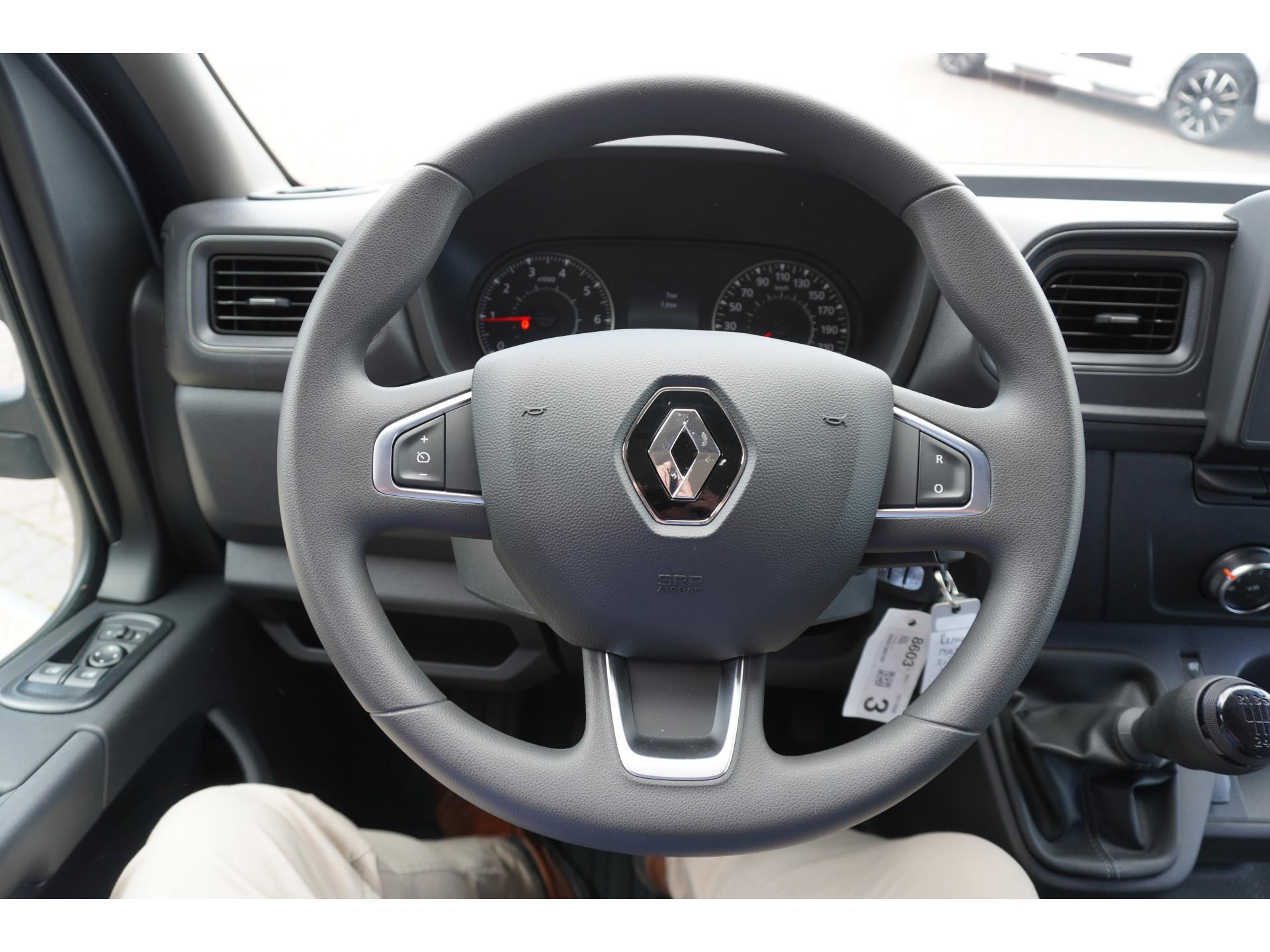 Foto 13 van Renault T35 2.3 dCi 180PK L3H2 Energy Comfort