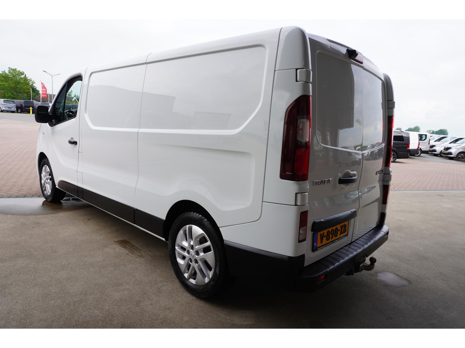 Foto 7 van Renault dCi 122PK T29 L2H1 Luxe