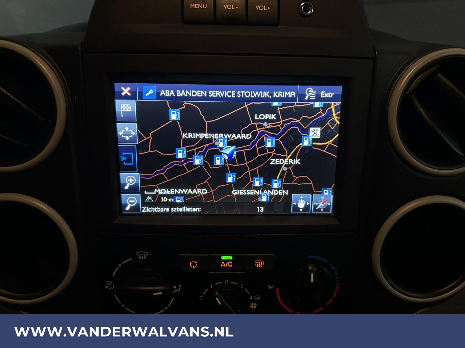 Foto 5 van Peugeot 1.6 BlueHDi 100pk L2H1 Euro6 Airco | Camera | Navigatie | Trekhaak | Cruisecontrol