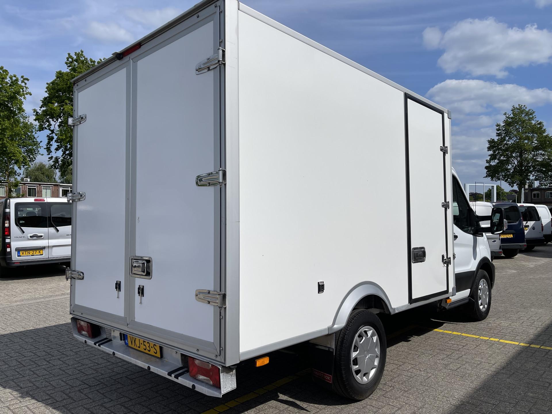 Foto 9 van Ford Transit 350 2.0 TDCI 130pk Trend bakwagen met Carrier koeling 0 graden celsius / rijklaar € 30.950 ex btw