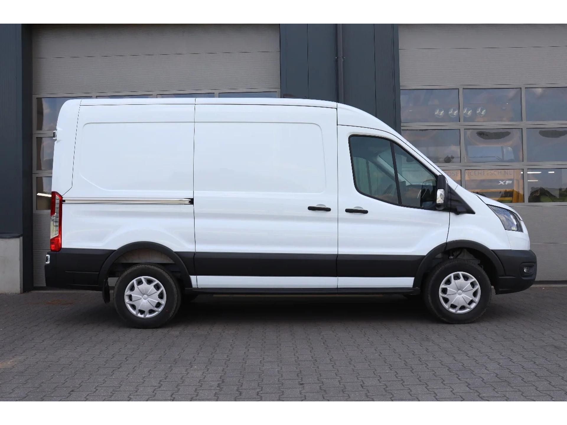 Foto 12 van Ford 68KWH L2H2 l 100% ELEKTRISCH l NAVI l 360 CAMERA l ACC l CLIMATE CONTROL