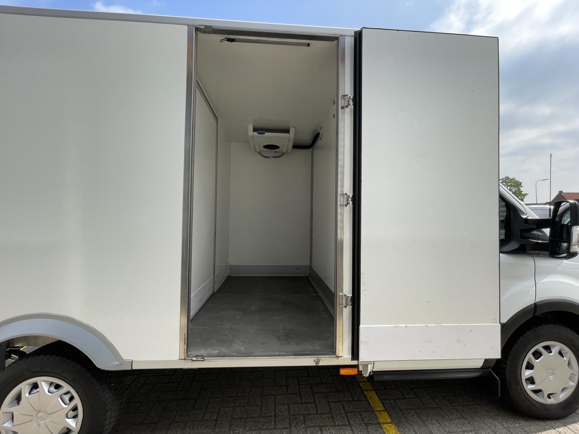 Foto 14 van Ford Transit 2.0 TDCI 130pk automaat / smartbox bakwagen met Carrier koeling !