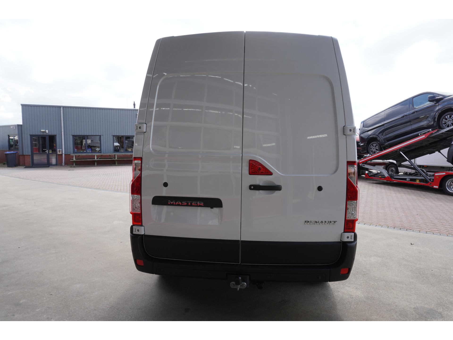 Foto 6 van Renault T35 2.3 dCi 180PK L2H2 Energy Work Edition