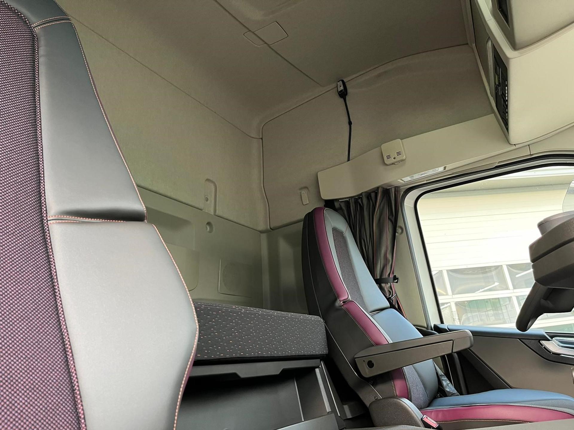 Foto 4 van Volvo FM 380