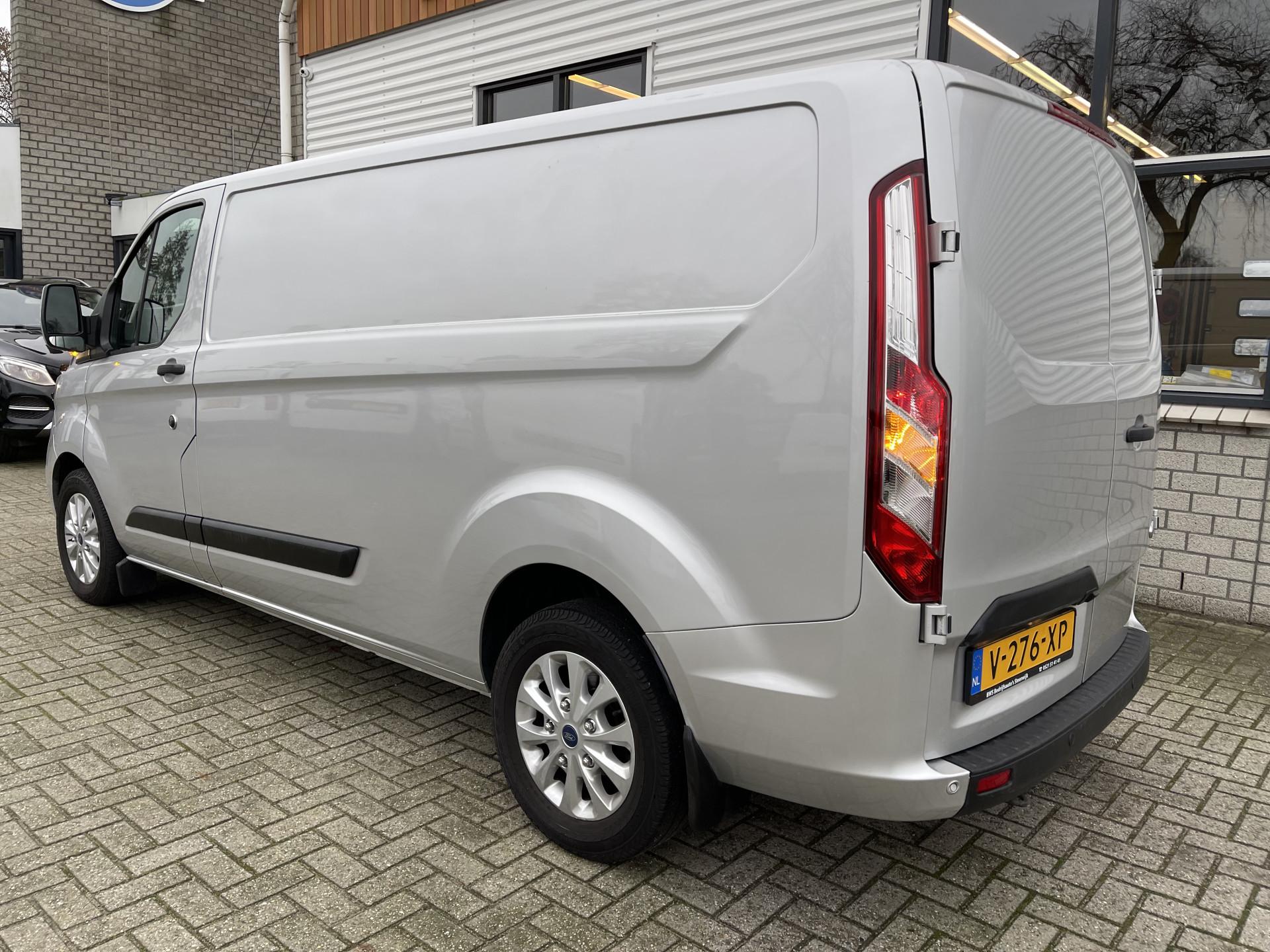 Foto 7 van Ford Transit Custom 320 2.0 TDCI 130pk automaat L2H1 Trend / rijklaar € 18.950 ex btw