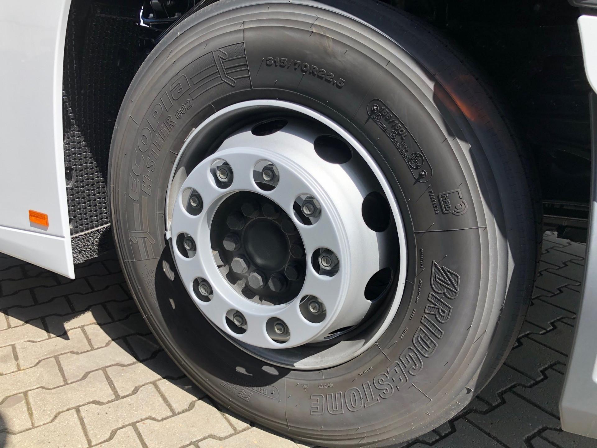 Foto 8 van Mercedes-Benz Actros 1942 GigaSpace / Skirts / 183dkm!!