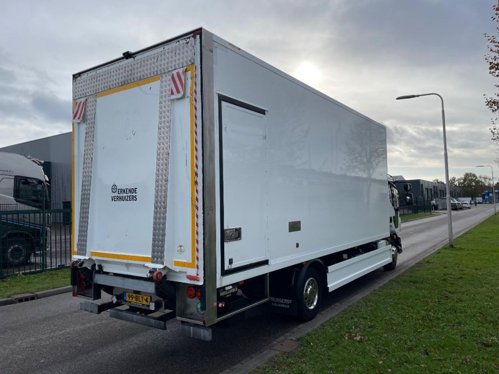 Foto 4 van Volvo FL verhuiswagen 2019 only 133.000 km