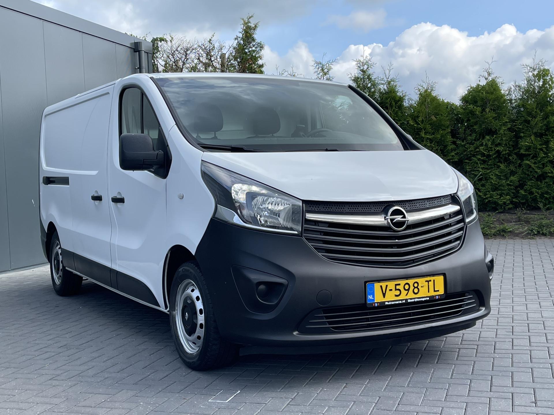 Foto 4 van Opel 1.6 CDTI 126 PK / L2H1 / 2x SCHUIFDEUR / SORTIMO INRICHTING / TREKHAAK / 3-ZITS