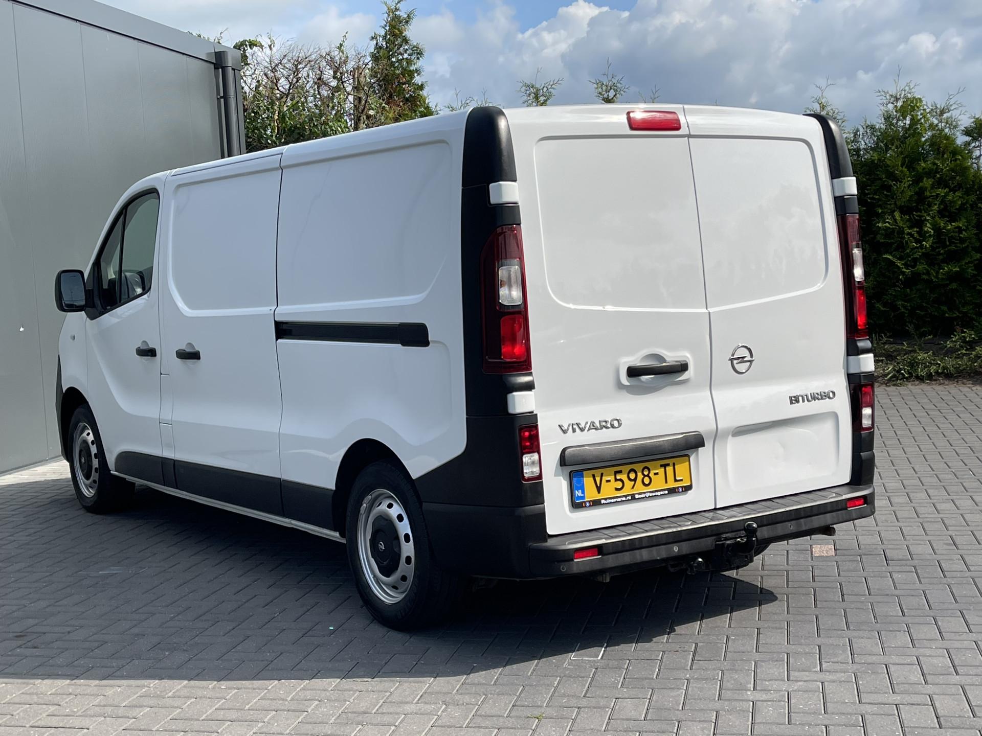 Foto 5 van Opel 1.6 CDTI 126 PK / L2H1 / 2x SCHUIFDEUR / SORTIMO INRICHTING / TREKHAAK / 3-ZITS