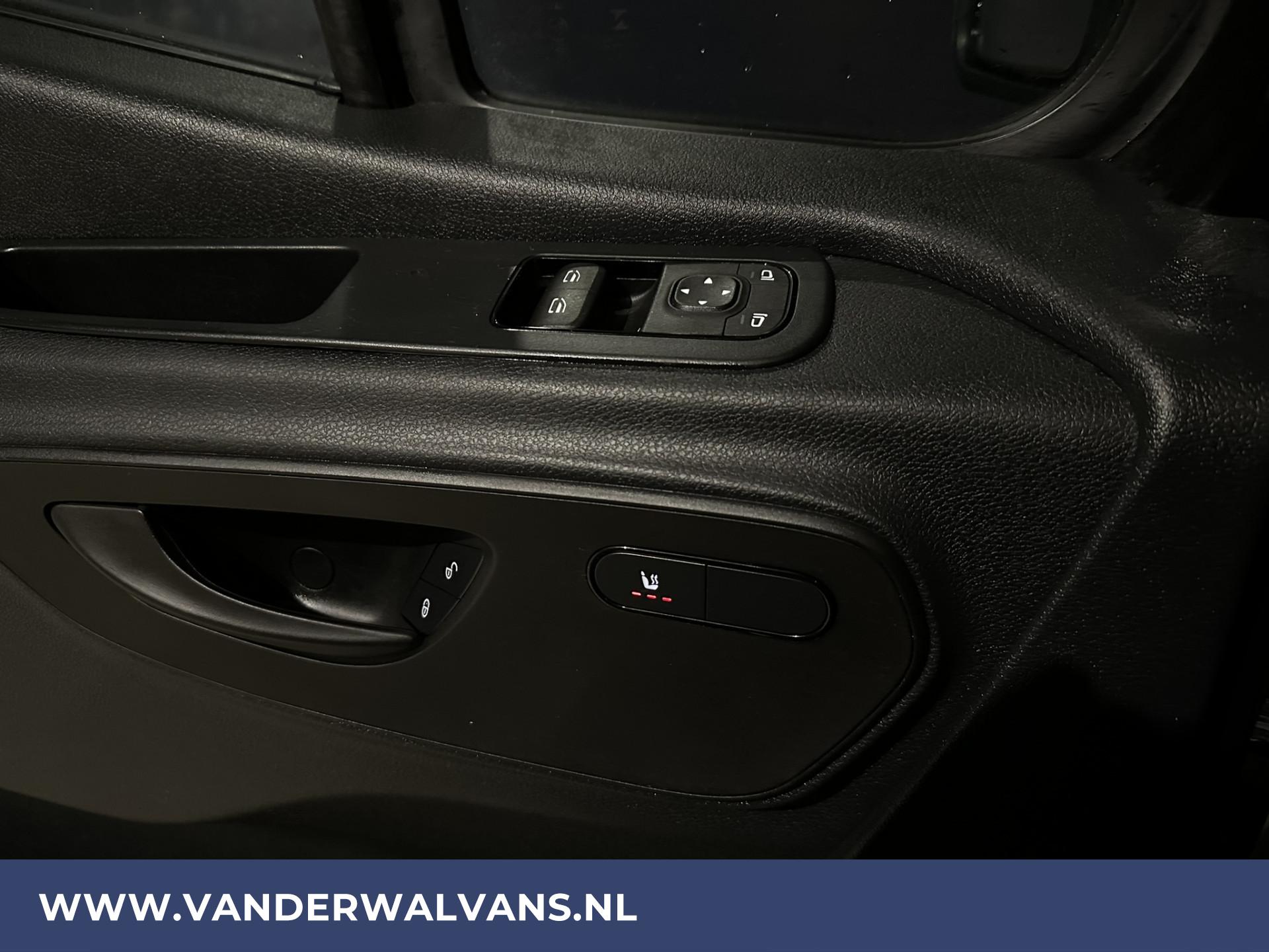 Foto 21 van Mercedes-Benz Sprinter 317 CDI 170pk L3H2 Euro6 Airco | Camera | 3500kg Trekhaak | Apple Carplay