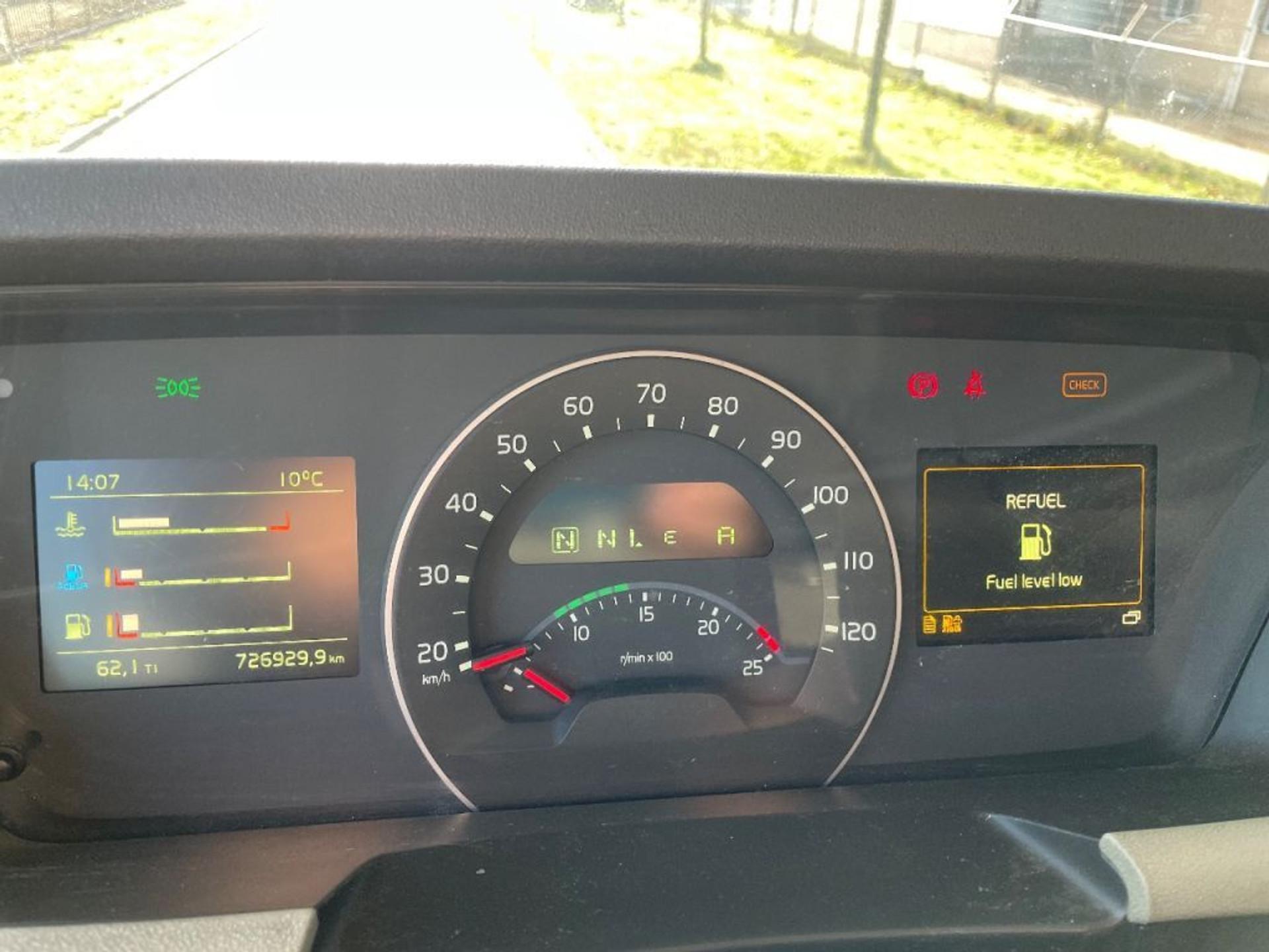 Foto 14 van Volvo FH 500 2017 only 726.000 km