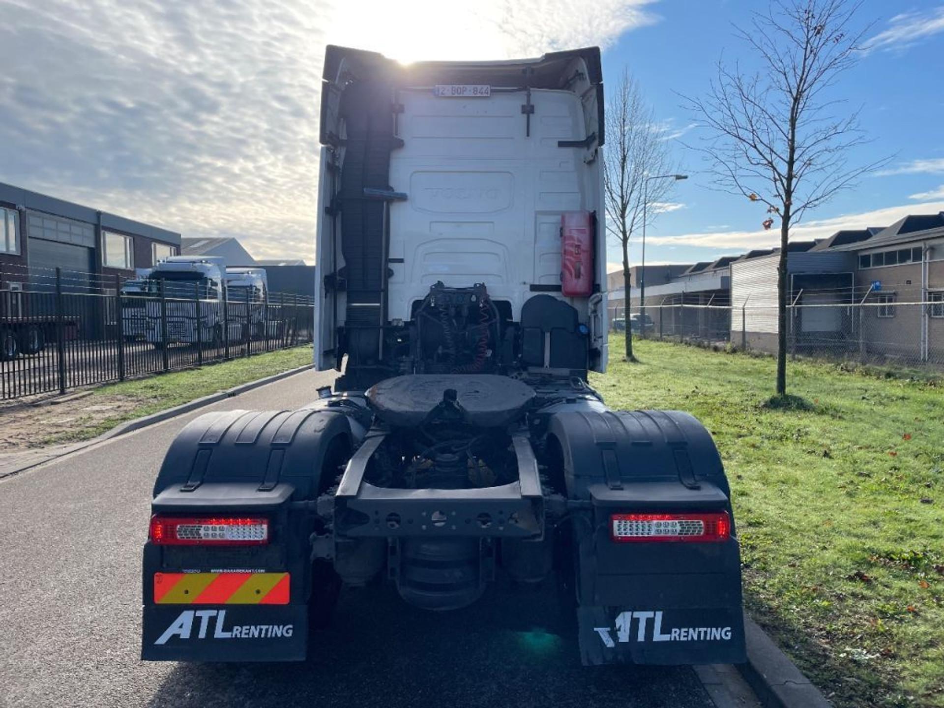 Foto 25 van Volvo FH 500 2017 only 726.000 km