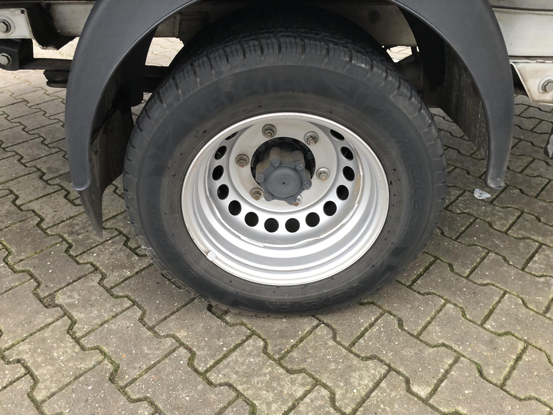 Foto 14 van Mercedes-Benz Sprinter 515 1.9 CDI