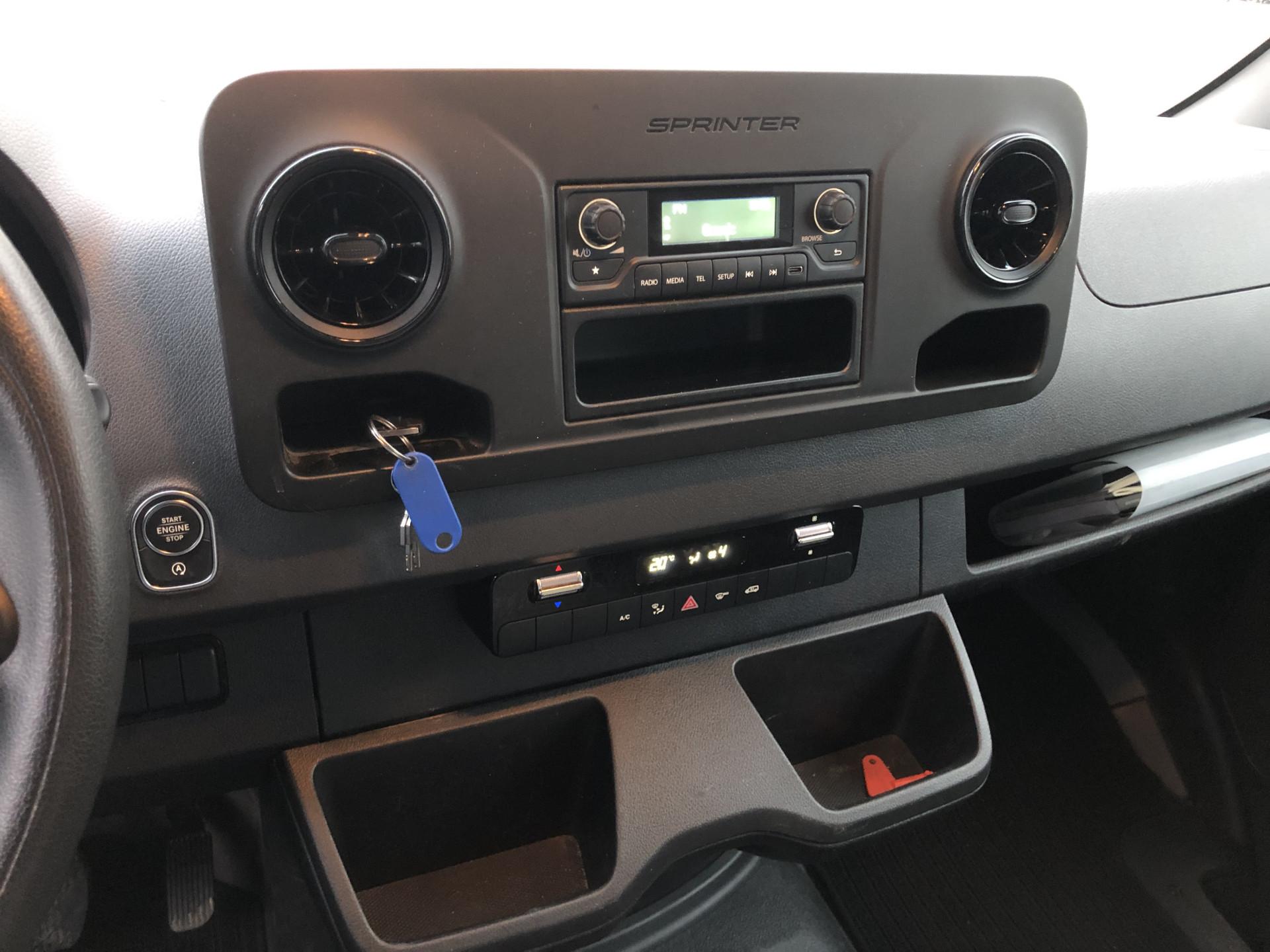 Foto 5 van Mercedes-Benz Sprinter 515 1.9 CDI