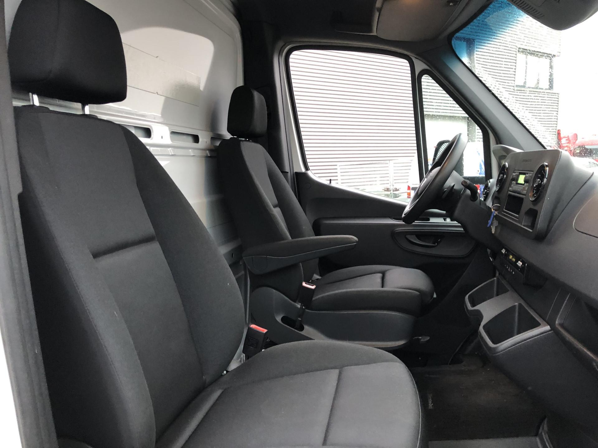 Foto 6 van Mercedes-Benz Sprinter 515 1.9 CDI