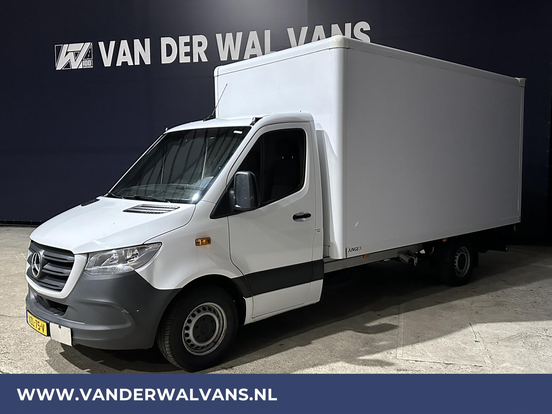 Foto 15 van Mercedes-Benz Sprinter 316 CDI 163pk Bakwagen Laadklep Euro6 Airco | Zijdeur | Camera | Apple Carplay