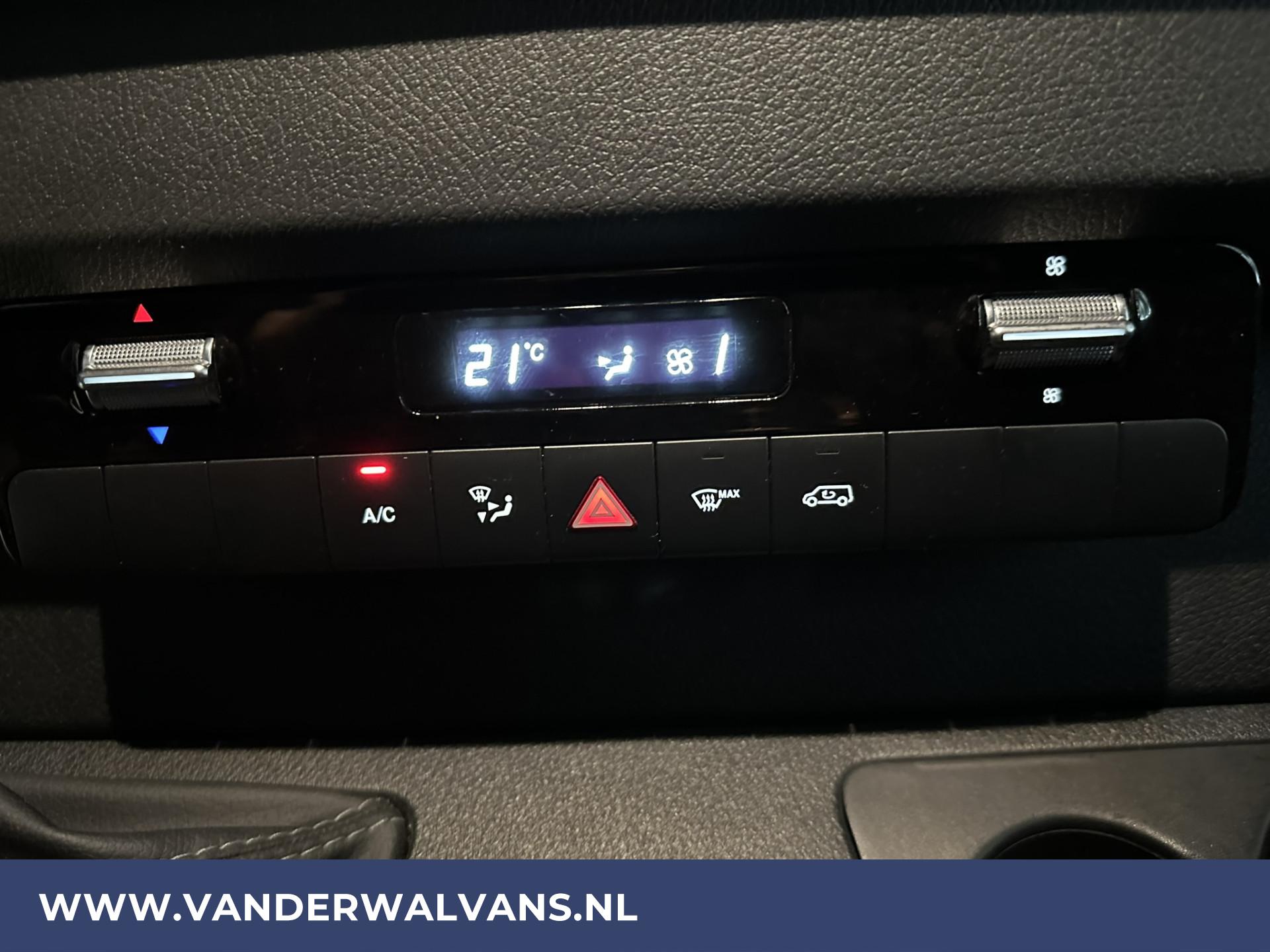 Foto 4 van Mercedes-Benz Sprinter 315CDI 150pk L2H2 Fabrieksgarantie Euro6 Airco | Cruisecontrol | Camera