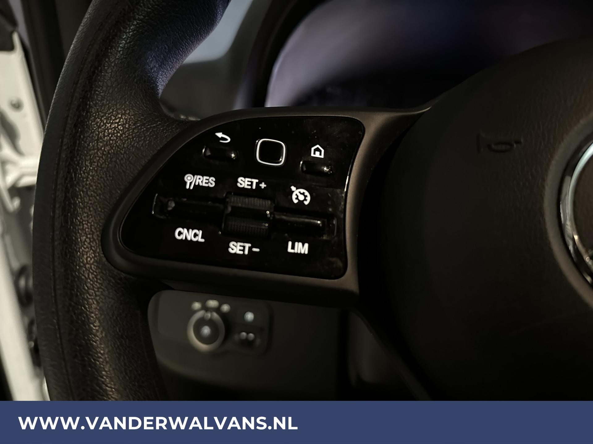 Foto 5 van Mercedes-Benz Sprinter 315CDI 150pk L2H2 Fabrieksgarantie Euro6 Airco | Cruisecontrol | Camera