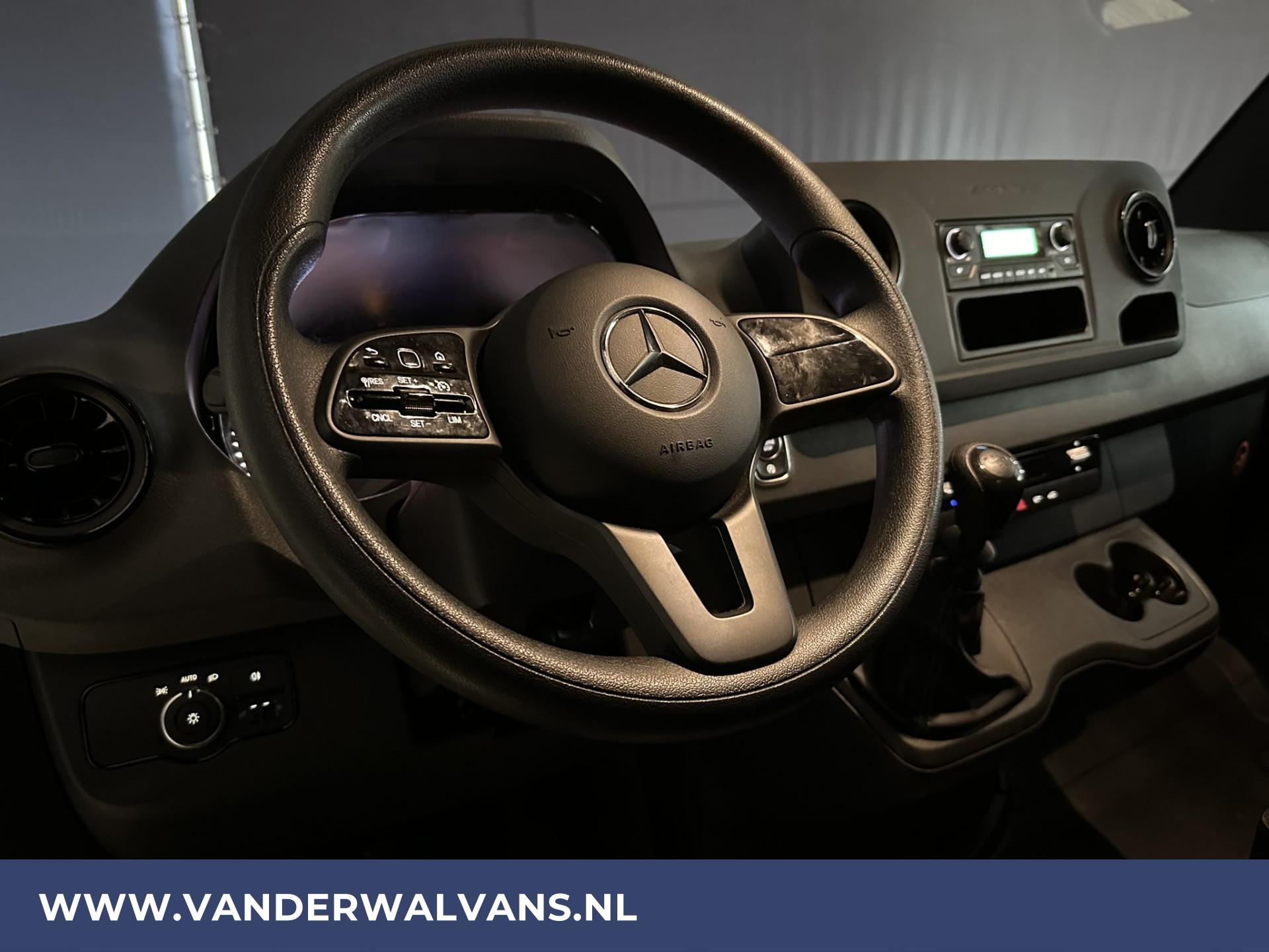 Foto 8 van Mercedes-Benz Sprinter 315CDI 150pk L2H2 Fabrieksgarantie Euro6 Airco | Cruisecontrol | Camera