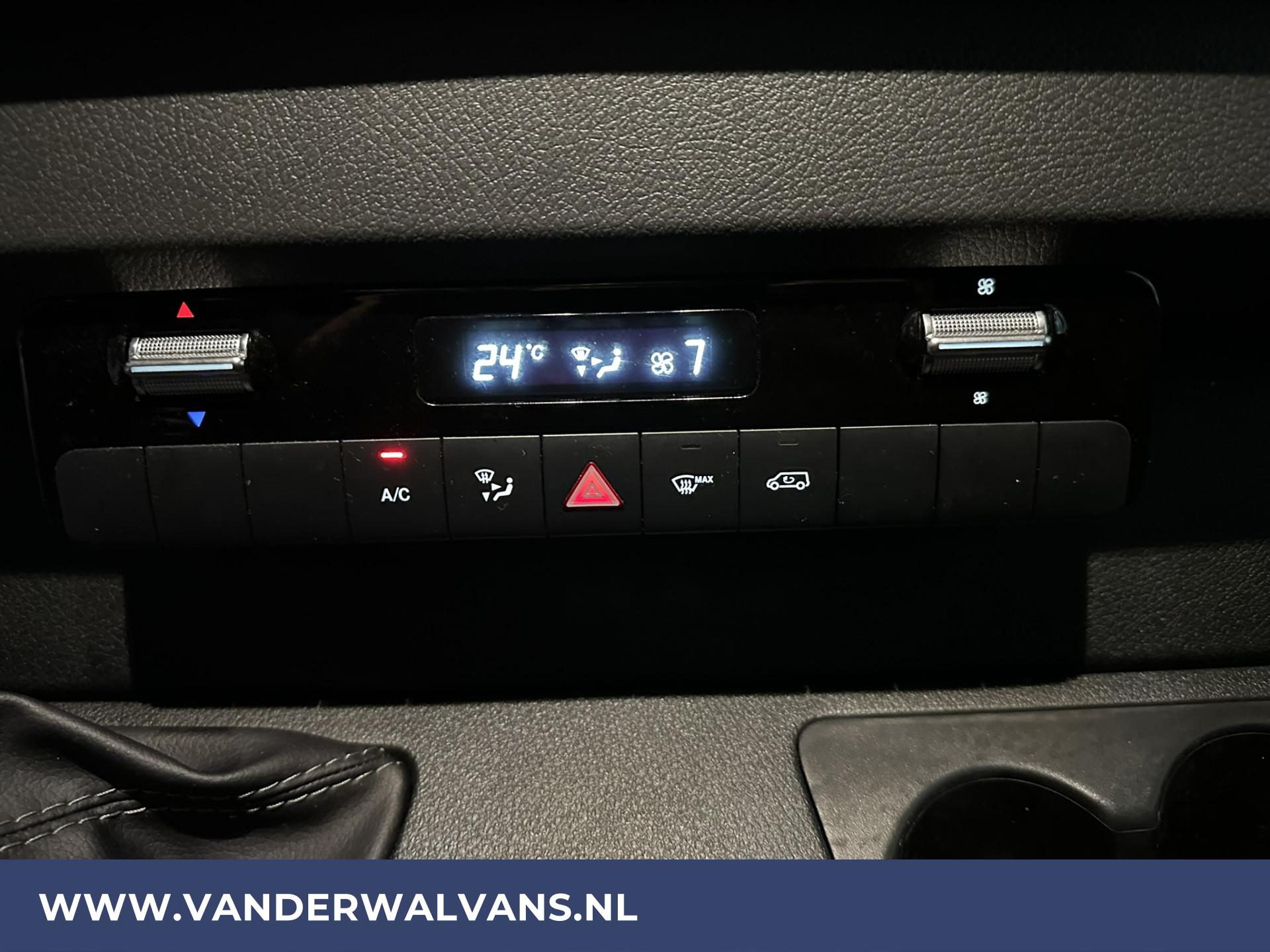 Foto 4 van Mercedes-Benz Sprinter 315 CDI 150pk L2H2 Fabrieksgarantie Euro6 Airco | Camera | Cruisecontrol