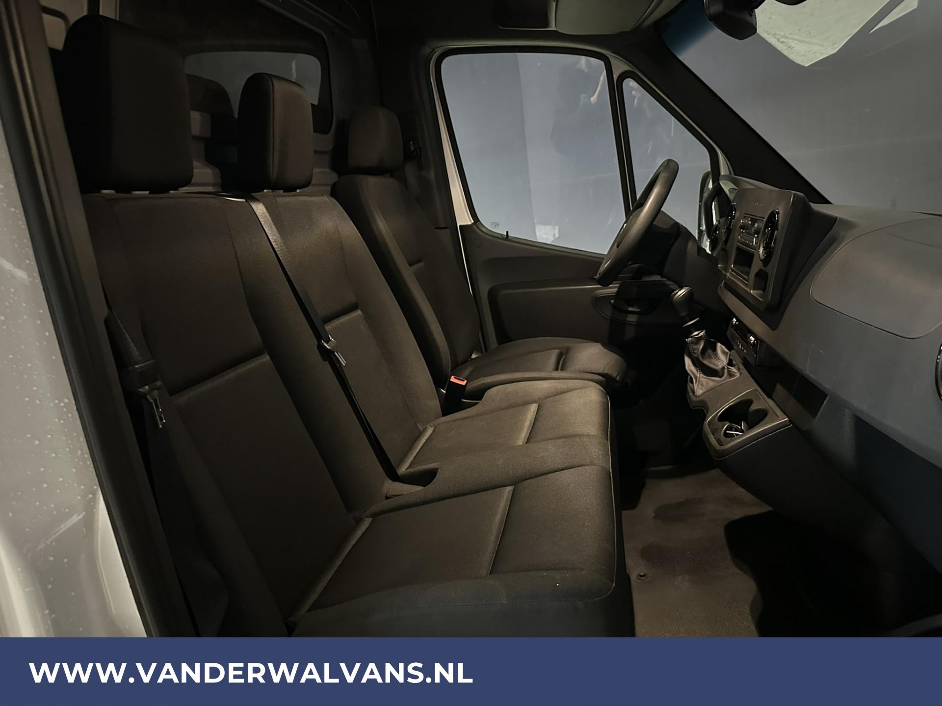 Foto 8 van Mercedes-Benz Sprinter 315 CDI 150pk L2H2 Fabrieksgarantie Euro6 Airco | Camera | Cruisecontrol