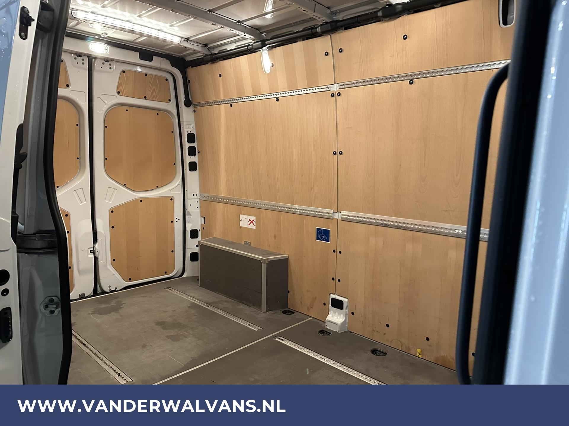 Foto 9 van Mercedes-Benz Sprinter 315 CDI 150pk L2H2 Fabrieksgarantie Euro6 Airco | Camera | Cruisecontrol