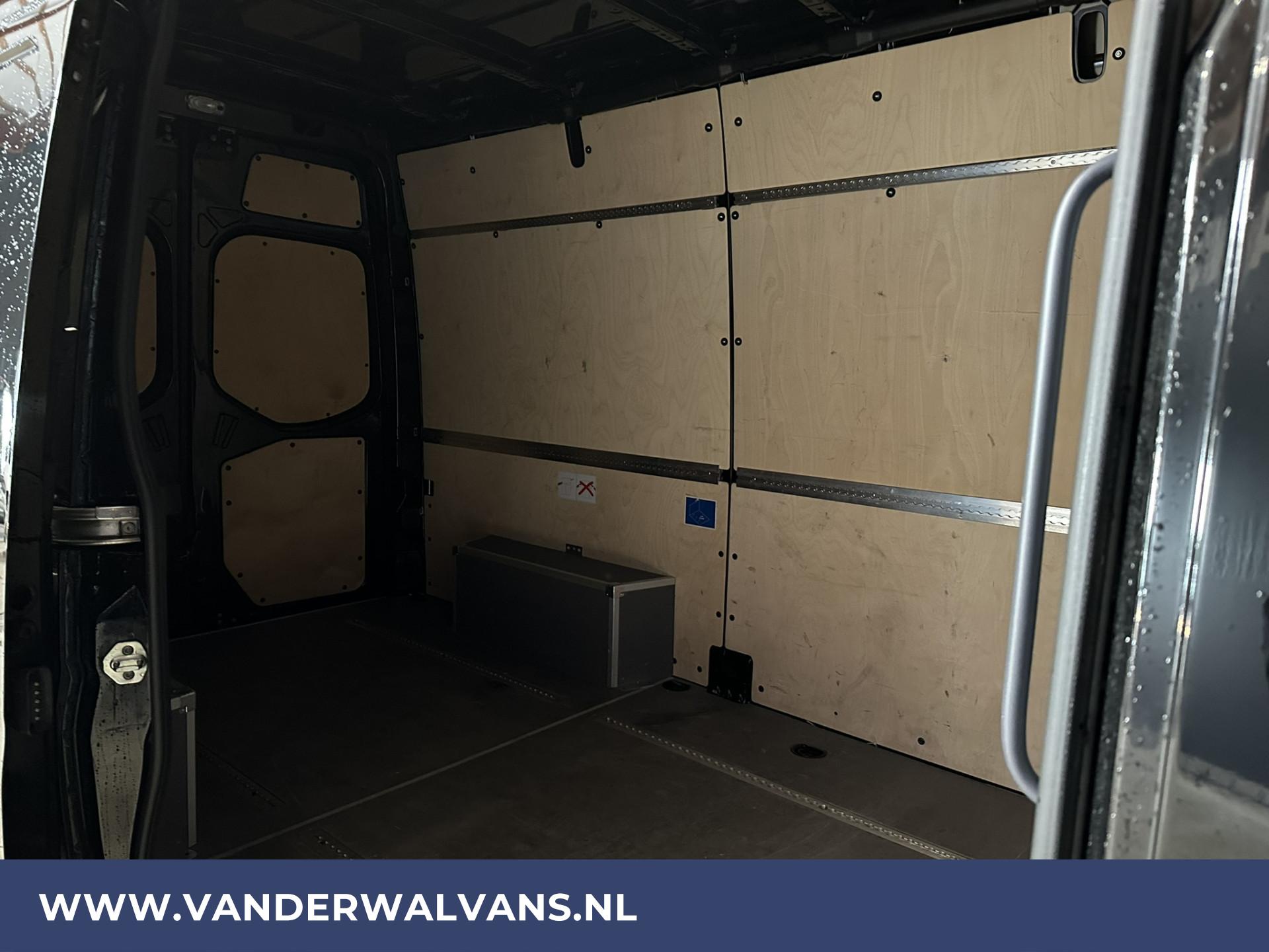 Foto 14 van Mercedes-Benz Sprinter 317CDI 170pk L2H2 Euro6 Airco | Cruisecontrol | Camera