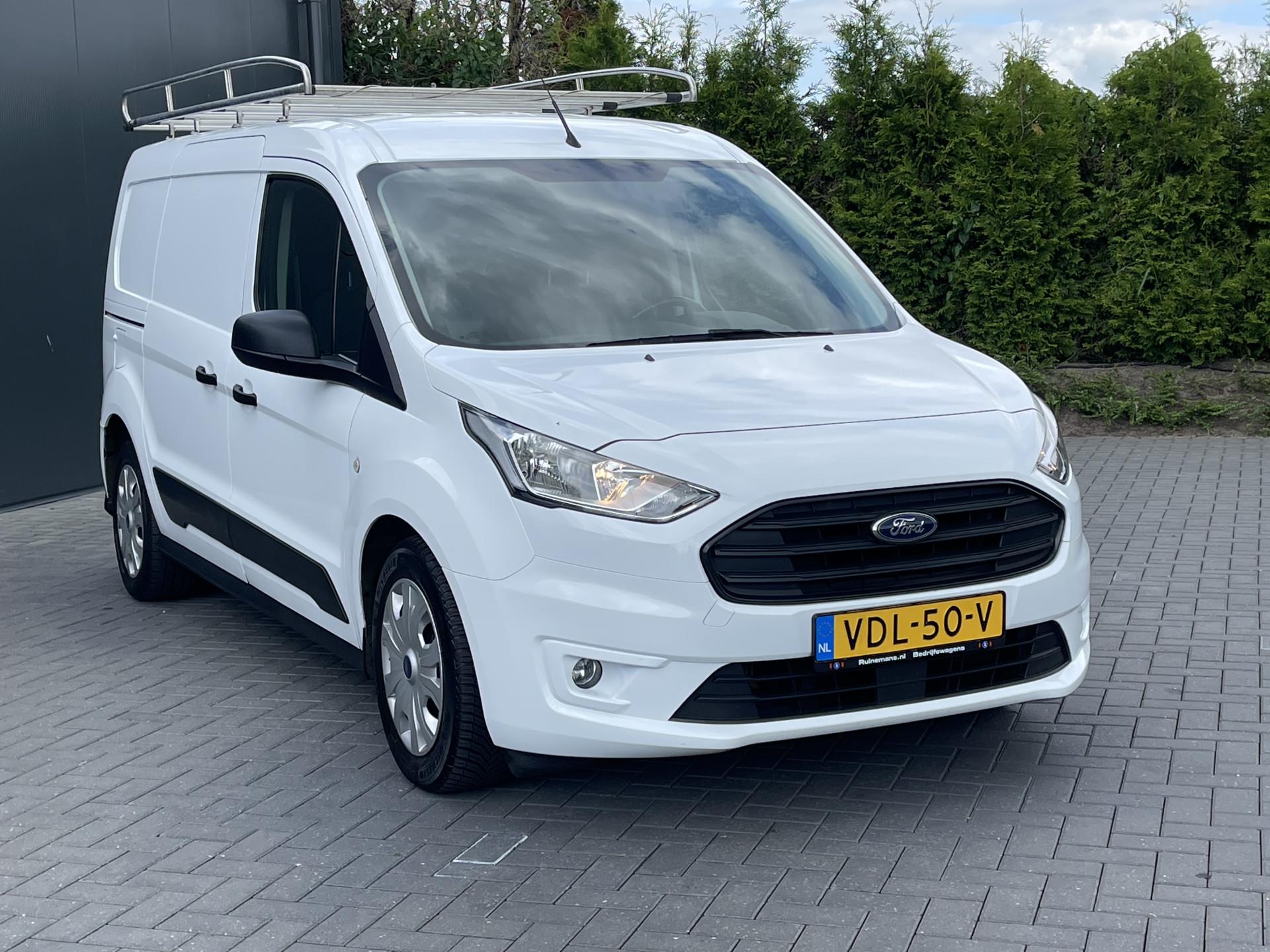 Foto 3 van Ford 1.5 EcoBlue 100 PK / L2H1 / 1e EIG. / AIRCO / CRUISE / IMPERIAAL / TREKHAAK