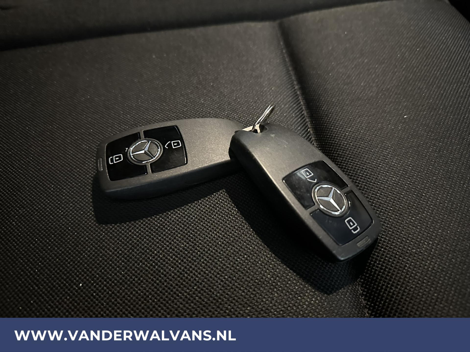 Foto 19 van Mercedes-Benz Sprinter 317 CDI 170pk L3H2 Euro6 Airco | Camera | Apple Carplay | Cruisecontrol