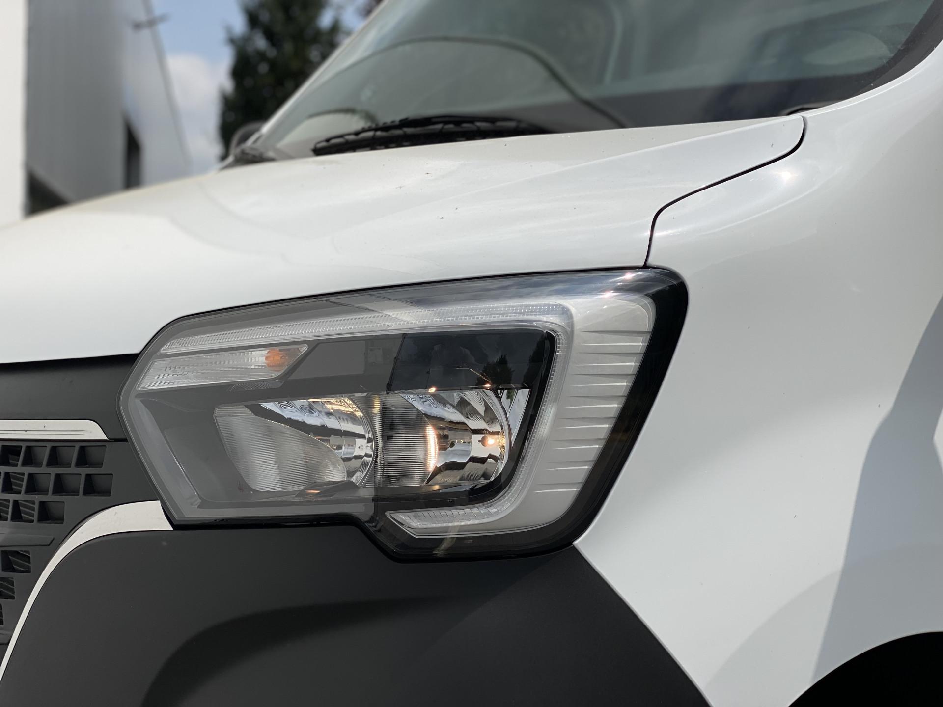 Foto 17 van Renault Master Bakwagen 2.3 dCi 145 Laadklep Nieuw!