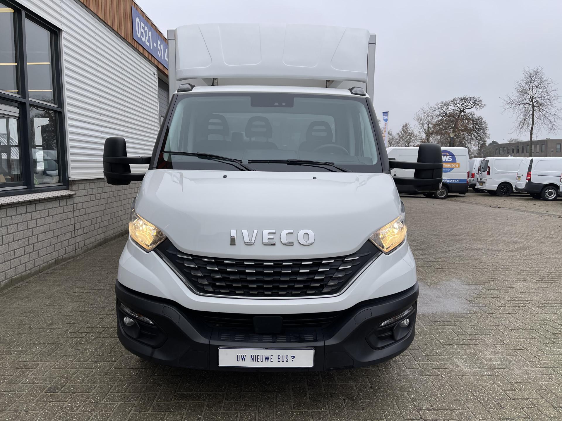 Foto 2 van Iveco Daily 35S14HA8 automaat / bakwagen met Zepro laadklep / vaste prijs rijklaar € 30.950 ex btw